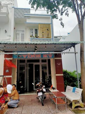 cho thuê nhà khu dân cư hồng phát cách đường trần hoàng na 30m, giá thuê 15 triệu