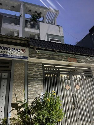 nhà dương thị mười - đúc 1 trệt 2 lầu đường oto nhỉnh 4 đồng