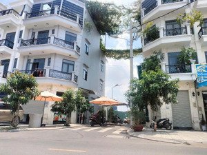 bán nhà bình tân (chợ bà hom) sổ hồng sẵn đường ô tô 2 chiều