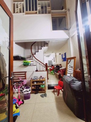 bán nhà hoàng ngân thanh xuân, ngõ thông, 60m ra ô tô dừng, đỗ, 41m2, 5 tầng, 9.7 tỷ