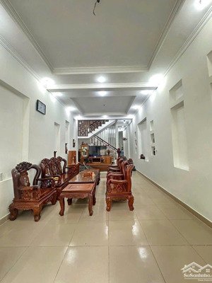 bán nhà đường 10m5 trần nguyên đán, gần biển hoà minh