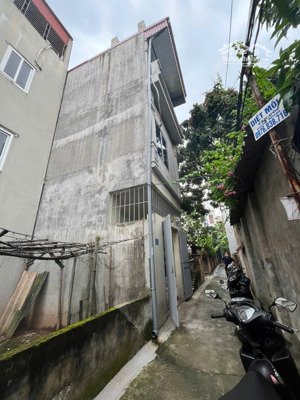 bán nhà 3 tầng thôn vàng cổ bi đi chục bước chân ra đầu ngõ trục đường to - diện tích 44,2m2