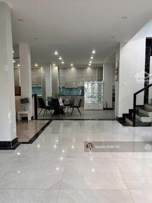 siêu phẩm giảm giá 3 tỷ bán căn biệt thự mt ngay trương văn bang - 16x18m hầm 3 tầng giá còn 52 tỷ