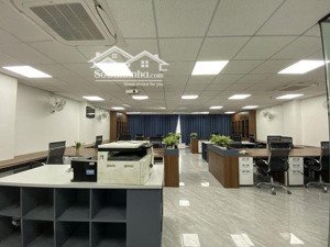 chính chủ cho thuê vp 130m2 phố dịch vọng tòa nhà chuyên nghiệp giá rẻ bất ngờ. lh: 