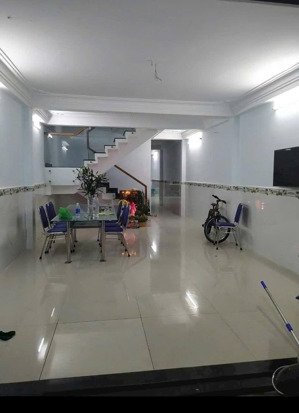 bán nhà 4.4x25m, 2 lầu, hẻm 5m thông, 6ty5, trường chinh, tân hưng thuận, q12