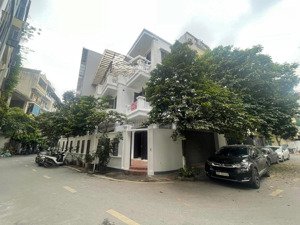 biệt thự lô góc 2 mặt đường ô tô tránh kinh doanh văn phòng ở víp, thanh bình mỗ lao.