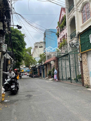 sản phẩm đầu tư tốt! bán nhà căn góc 2 mặt tiền trường chinh khu bàu cát- dt 10x10m hdt 20tr- 14 tỷ