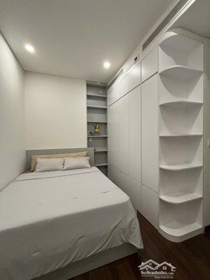 hot! [goldseason] tôi chính chủ cần bán căn 2n2vs 64,4 m² sp.1407 có ban công thoáng mát. gía 5tỷ9