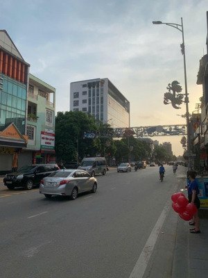 siêu phẩm - vị trí đắc địa tại trung tâm tt đông anh - 132m2, mt 5m - phân lô mặt phố. giá 34 tỷ