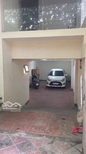 12 triêu / tháng .60m x 5 tầng ngọc thụy .ngoc lâm .ôtô trong nhà tầng 1.2 thông sàn