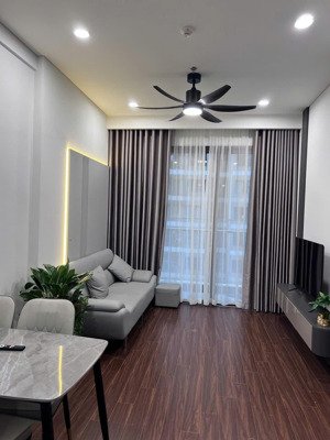 đừng bỏ lỡ cơ hội mua ch 2n 2wc tòa h1, tầng trung, full nội thất, đang làm sổ, giá chỉ từ 4 tỷ 58