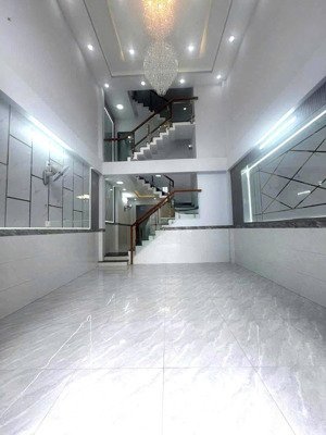 bán nhà hẻm trần mai ninh, phường 12, tân bình (4,3x10) 5pn, chỉ 6 tỷ?