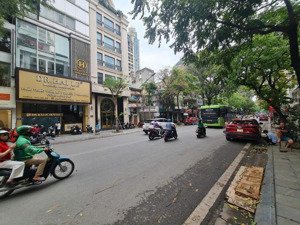 chính chủ đi nhanh nhà phố huế, khu ít nhà bán