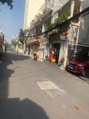 định cư bán gấp nhà mt ngay trường chinh - đồng đen, tân bình, dt 4x16m, 3 tầng, giá tốt 9,5 tỷ