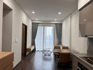 siêu phẩm 2n tòa m2 full nội thất, tầng trung, view nội khu, đang có khách thuê, giá chỉ 4 tỷ050