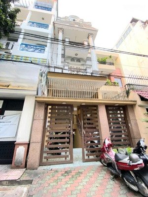 siêu phẩm bán hầm, đường tải lưu thông 26e nguyễn thái bình, p4, quận tân bình.