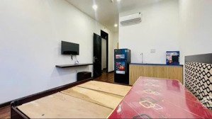 bán toà khách sạn - căn hộ 5 tầng 250m2 siêu vip mặt biển nguyễn tất thành, dòng tiền 100tr/ tháng