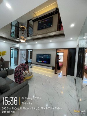 hiếm quá rồi! chung cư 120m2 giá nhỉnh 4 tỷ phố giải phóng ngay ngã tư vọng nhà đẹp long lanh 4.6t