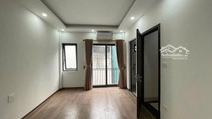 nhà mới đẹp, ô tô đỗ cửa, 5 tầng, về ở luôn