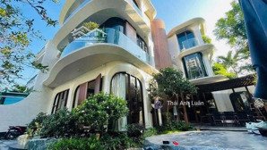 hàng kín - rẻ nhất khu vực mặt tiền cao đức lân. 205m2 (10x20,5m) - 4 tầng - vào ở ngay. 40 tỷ