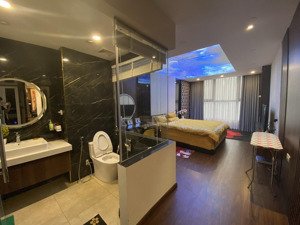 tôi cần bán căn hộ 3pn, 128m2, 88 triệu/m2 tại n04 trần duy hưng, ban công thoáng sáng, mát mẻ