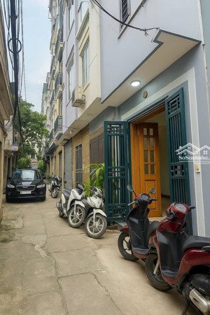 chính chủ bán nhà nam dư , ngõ thông ô tô qua nhà , 32,5m2*5tầng giá nhỉnh 7tỷ