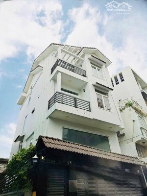 cho thuê nhà góc 2 mặt tiền hẻm đoàn thị điểm, phú nhuận 2 ôtô trong nhà có sân, cửa sau