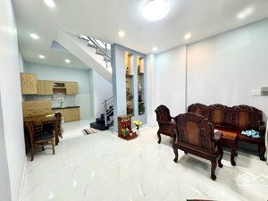 dt: 4,5x10 (45m2) - hạ 15otr - nhà đúc 2 tầng - ngay tân sơn nhì - chỉ 4 ty xíu
