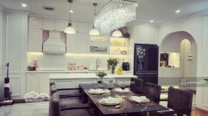 chính chủ bán căn 3 ngủ, 98m2, tầng trung, full nội thất tòa 60b nguyễn huy tưởng, giá 7.1 tỷ