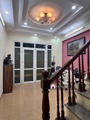 siêu phẩm nhà phân lô - mặt ngõ vàng tây hồ - sổ đỏ vuông vắn - chốt nhanh trong tích tắc!