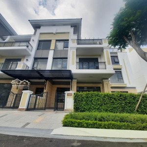 cần bán căn góc ngang 17m tại verosa park. liên hệ tấn giàu