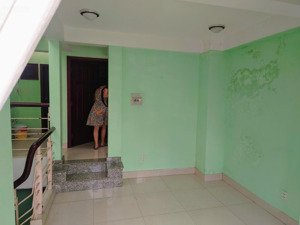 bán gấp trong tuần mt hoa lan q, phú nhuận - giá 17,5 tỷ tl -htđ 40tr/th k/c hầm 3 tầng sân thượng