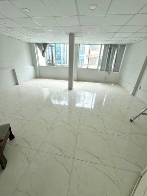 cho thuê shophouse -ngay khu phan xích long- phú nhuận,trệt + 1 lầu( 2 phòng ngủ 1pk) 8mx10