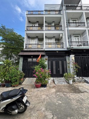 bán nhà hẻm 8m gần cầu ông 4 lê văn lương, phước kiển, nhà bè