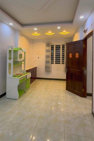 nhà 4 tầng trung tâm quận 7, phường tân kiểng