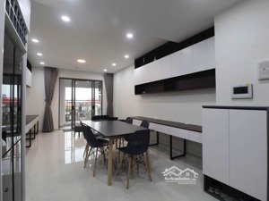 cần cho thuê căn góc officetel chung cư saigon royal quận 4. lh: 