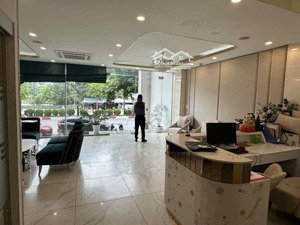 bán toà văn phòng mặt phố vip phường cầu giấy 120m2 10 tầng mặt tiền 8m giá cực tốt
