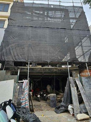 bán toà văn phòng lô góc mặt phố phạm văn đồng 90m2 - mặt tiền gần 8m giá nhỉnh 50 tỷ