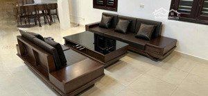 k76 cho thuê biệt thự sân vườn 180m2 ở văn cao ô tô đỗ thoải mái
