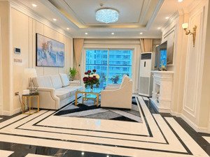 chị chủ gửi bán căn hộ 03 pn toà
a3 chung cư greenstar 234 phạm văn đồng căn duy nhất đẹp nhất