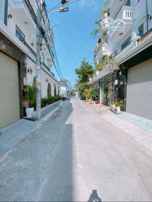 lâm văn bền - nhỉnh 4tỷ - 50m2 - 3 lầu đúc hẻm thông thoáng