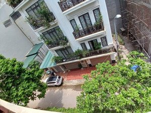 bán liền kề - đẹp nhất - kđt văn khê - 4 tầng - 50m2 - mt 5m - hơn 10 tỷ rẻ nhất kv