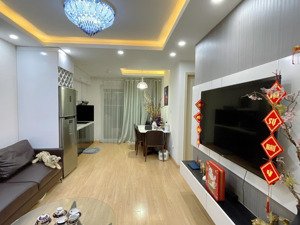 chính chủ bán chcc tại goldseason - 2n2w - giá 6 tỷ - dt 59m2 - nt đầy đủ - pháp lý sẵn giao dịch