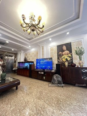 biệt thự 3 mặt thoáng kđt văn quán chủ nhiệt bán giảm ngay 5 tỷ - 255m - 55 tỷ