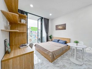 chuyên căn hộ/ cc mini bạch đằng_ bình thạnh_ ban công_ full nội thất_ mới 100%_ gần uef _ an ninh