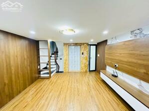 TRUNG TÂM BA ĐÌNH – LÔ GÓC 2 MẶT THOÁNG – THANG MÁY – VỊ TRÍ ĐẸP