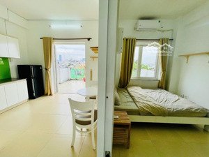 penthouses 1 phòng ngủ nằm ngay khu sầm uất phan xích long, vạn kiếp, đầy đủ tiện ích