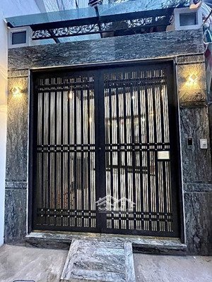 chung cư mini 10 phòng khép kín ngõ thông dòng tiền 800 triệu/năm gần times city