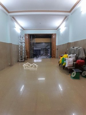 mặt bằng kinh doanh mặt tiền đường gần chợ hiệp bình