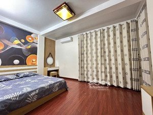 siêu hiếm. 45m2, 5 tầng. dân xây 1 nhà ra phố. mà chỉ 9,1 tỷ. full nội thất nguyễn hoàng, hàm nghi